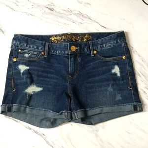 NWOT Women's Express jean shorts size 8